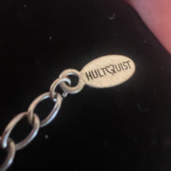 Necklace - Picture 2 of 2